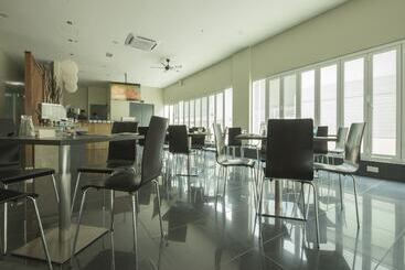 Nadias Hotel Cenang Langkawi
