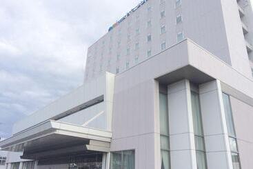 هتل Okhotsk Palace