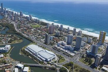 هتل Synergy Broadbeach   Official