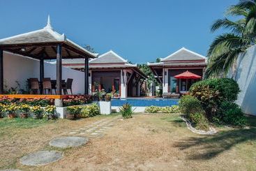 هتل Thai Island Dream Estate