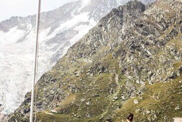酒店 The Capra Saasfee