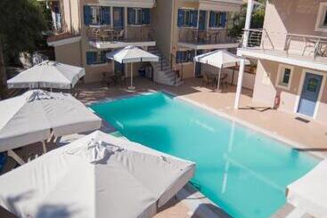 هتل Villa Theodora