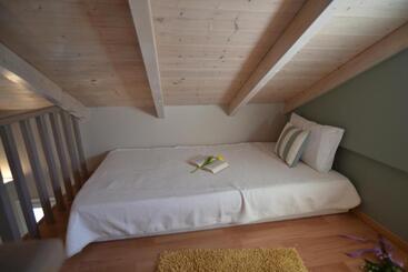 هتل Villa Theodora