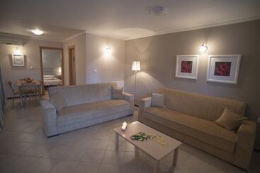 هتل Villa Theodora