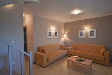 هتل Villa Theodora