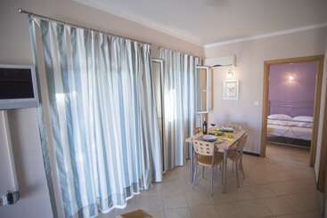 هتل Villa Theodora