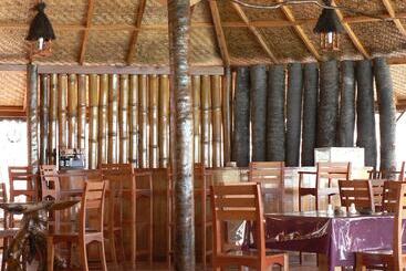 هتل Waecicu Eden Beach