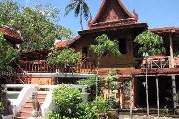 استراحتگاه Harry S Bungalows