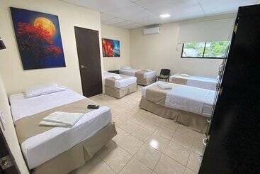 住宿加早餐  La Capilla   Suites & Apartments San Benito