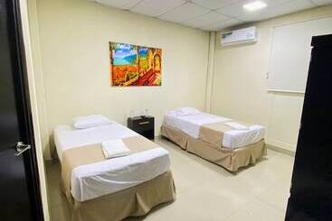 住宿加早餐  La Capilla   Suites & Apartments San Benito