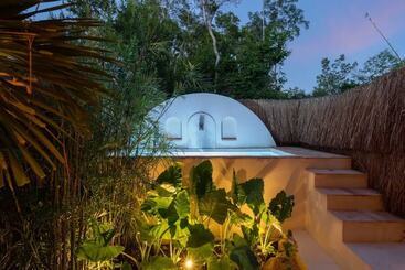هتل Villa Sanah