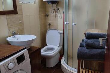 پانسیون Apartmani Fortunela