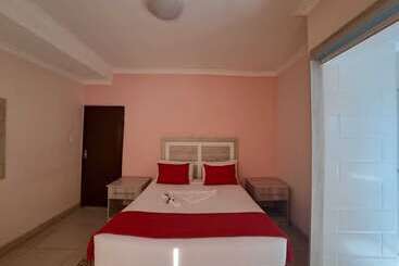 پانسیون Jate Guest House