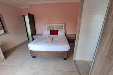 پانسیون Jate Guest House