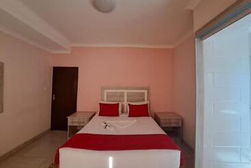 پانسیون Jate Guest House