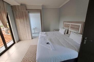 پانسیون Jate Guest House