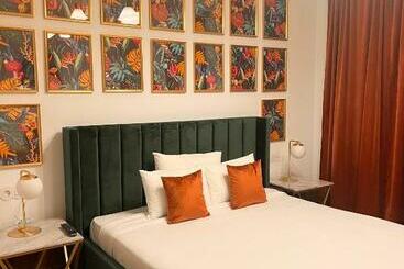 هاستل 145 Townhouse