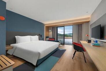 هتل Holiday Inn Express Wawu Mountain, An Ihg