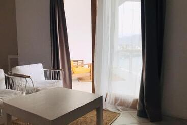 هتل Mansa Marina