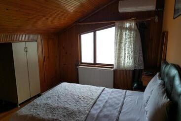 Kumsal Otel