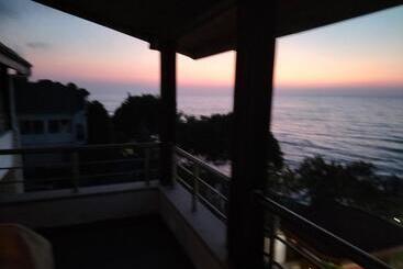 Kumsal Otel