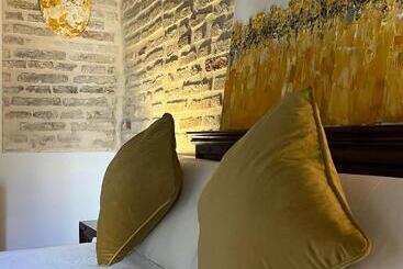 پانسیون Clarisas Suites