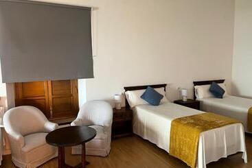 پانسیون Clarisas Suites