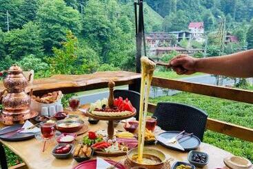 پانسیون İnoravadi