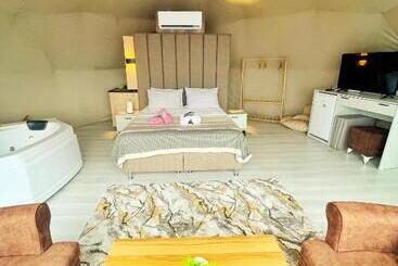 استراحتگاه Green World Glamping