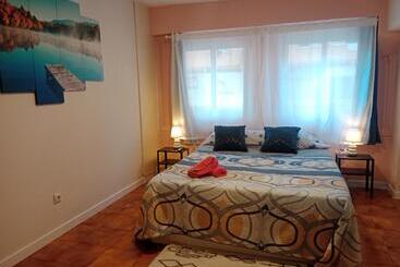 تختخواب و صبحانه Amroom   Santander