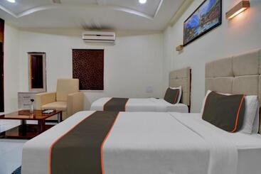 Collection O Hotel Mango Tree
