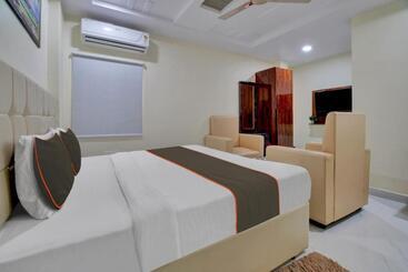 Collection O Hotel Mango Tree