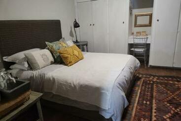 פנסיון Beamor Guesthouse