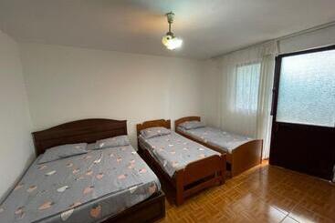 پانسیون Nana S Rooms