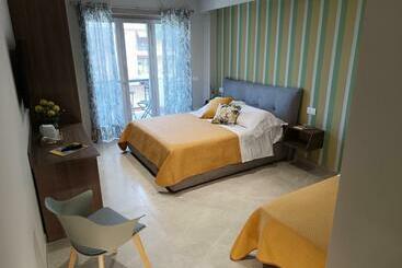تختخواب و صبحانه Maison Tullio Sorrento