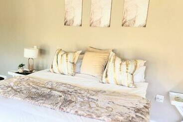 تختخواب و صبحانه Rest&relax Guesthouse