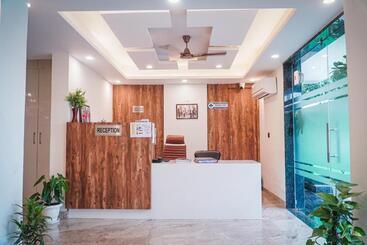 هتل The Leaf Studio Medanta