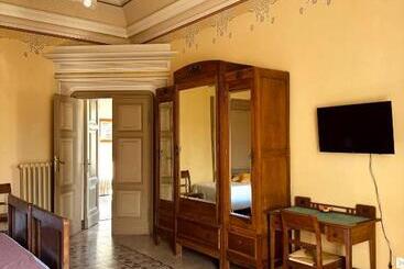 پانسیون Palazzo Lucangeli