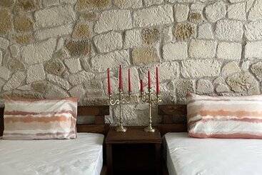 Queen Ci̇ty Hotel And Bungalov