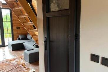 Queen Ci̇ty Hotel And Bungalov