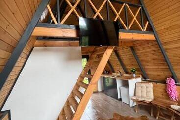 Queen Ci̇ty Hotel And Bungalov