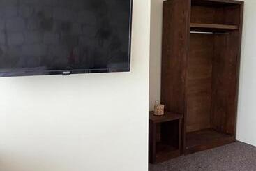 Queen Ci̇ty Hotel And Bungalov