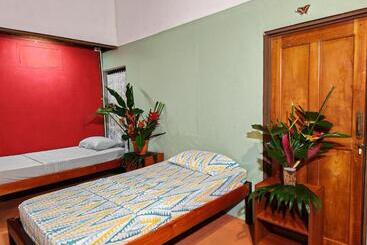 Sweet Gulf Hostel