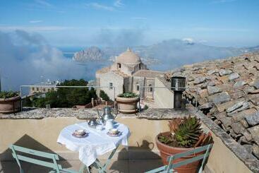 Casa Cattauro Camere Vista Cielo - Erice