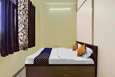 Dev Hotel Mansarovar