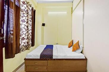 Dev Hotel Mansarovar