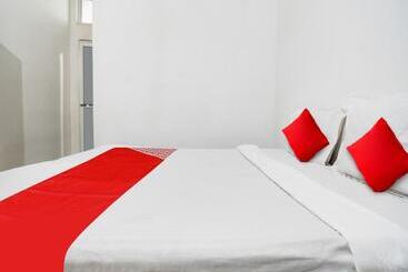 Dev Hotel Mansarovar