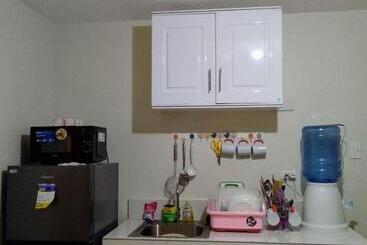 پانسیون Budget Condo 2 Bedrooms