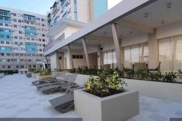 پانسیون Budget Condo 2 Bedrooms