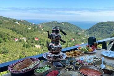 تختخواب و صبحانه Defne Bungalow Yomra